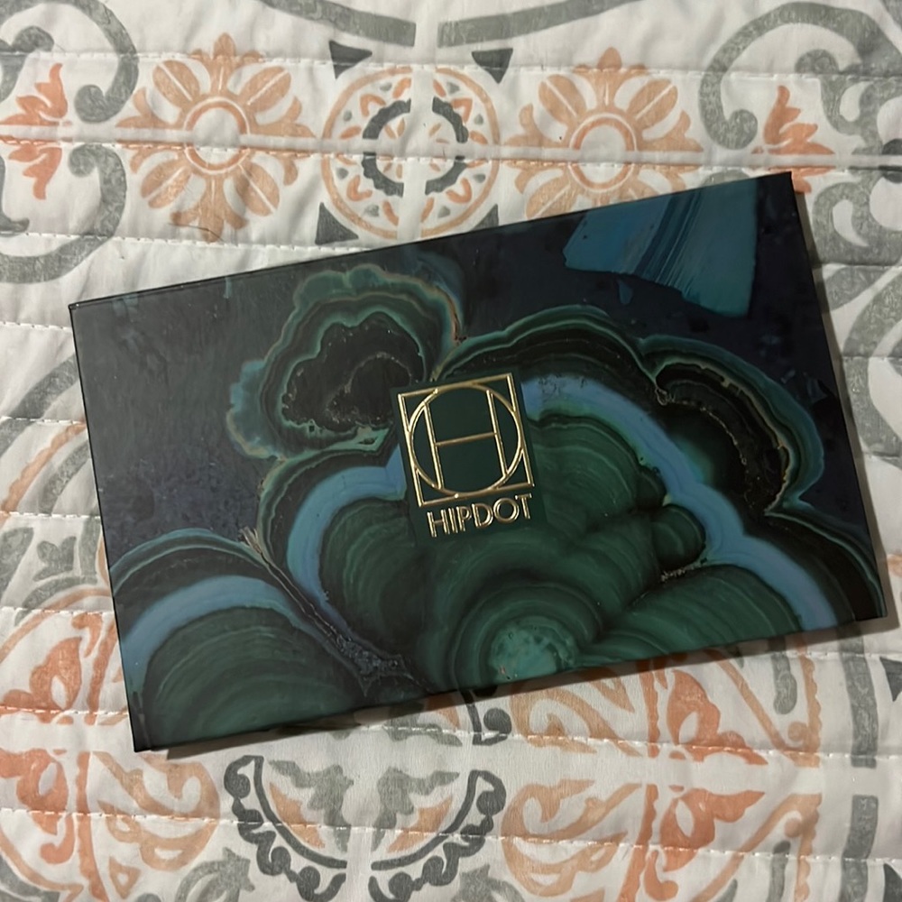 Hipdot Cenote Palette